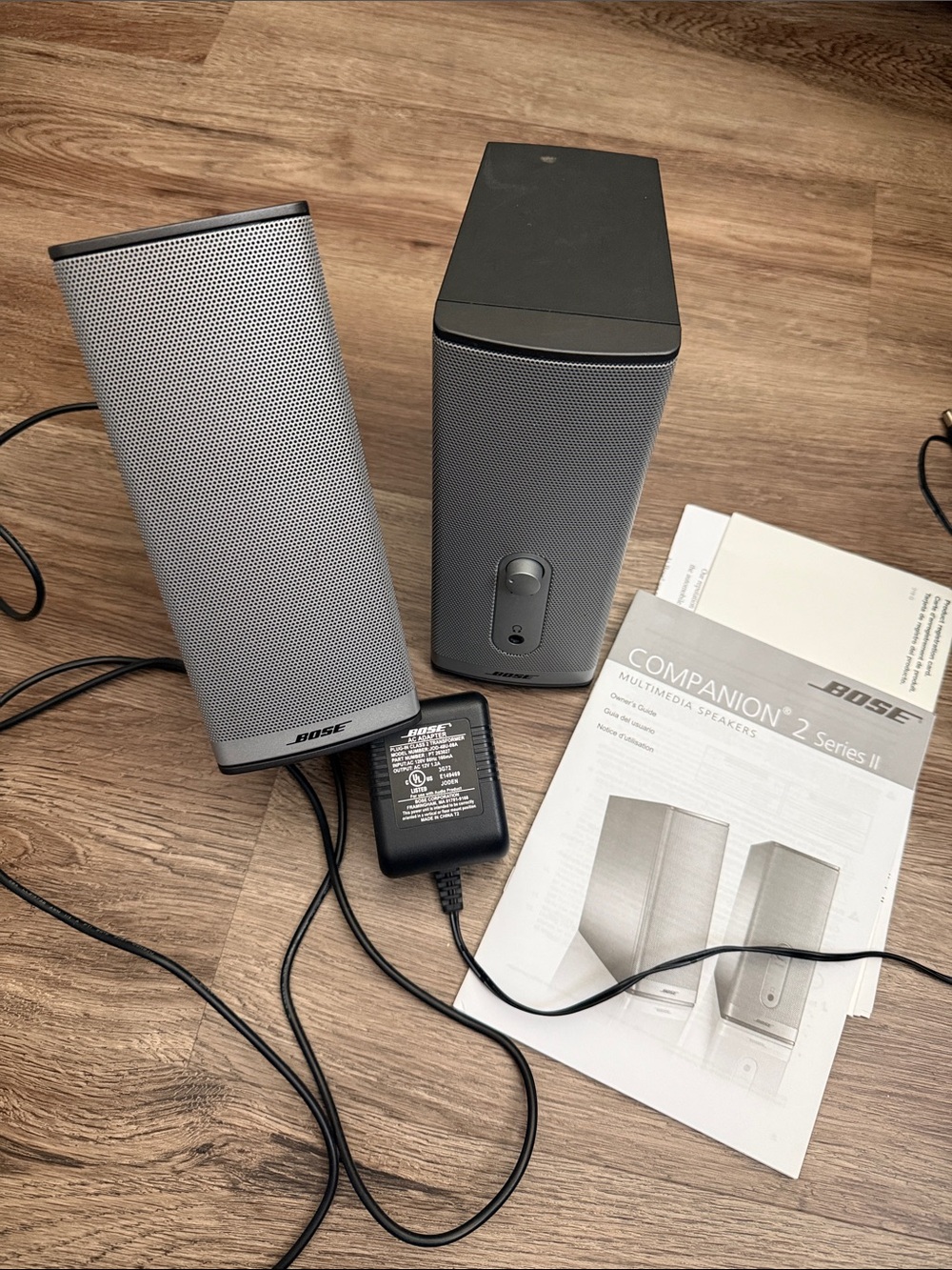 Bose Companion 2 Series II PC Computer Speakers Set W/ Cables & Manual